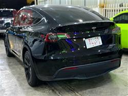 تێسلا مۆدێلی Y